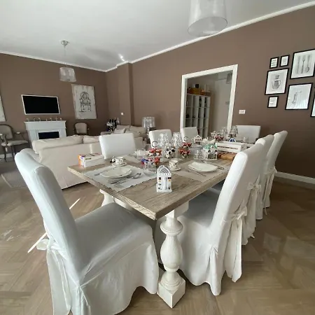 Maison De Famille Guest house *